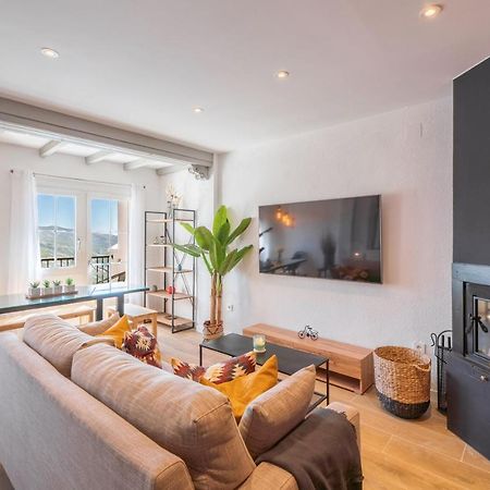 Beautifully Renovated 4 Bedroom Apt + Kid'S Room Sierra Nevada Exterior photo