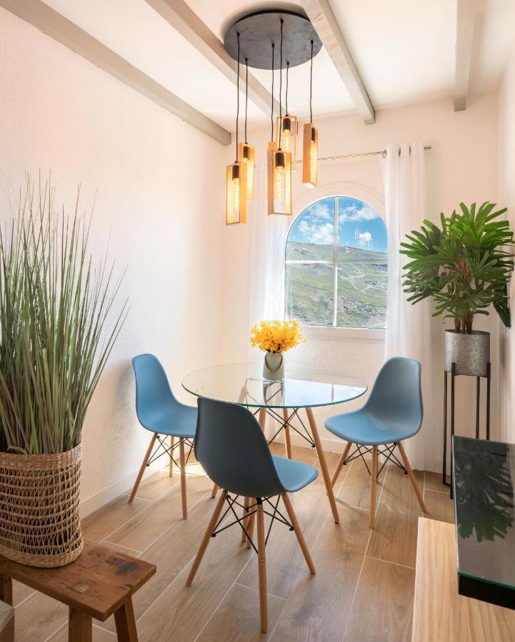 Beautifully Renovated 4 Bedroom Apt + Kid'S Room Sierra Nevada Exterior photo